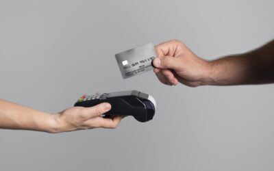 Une carte sans contact ultra verte en carton